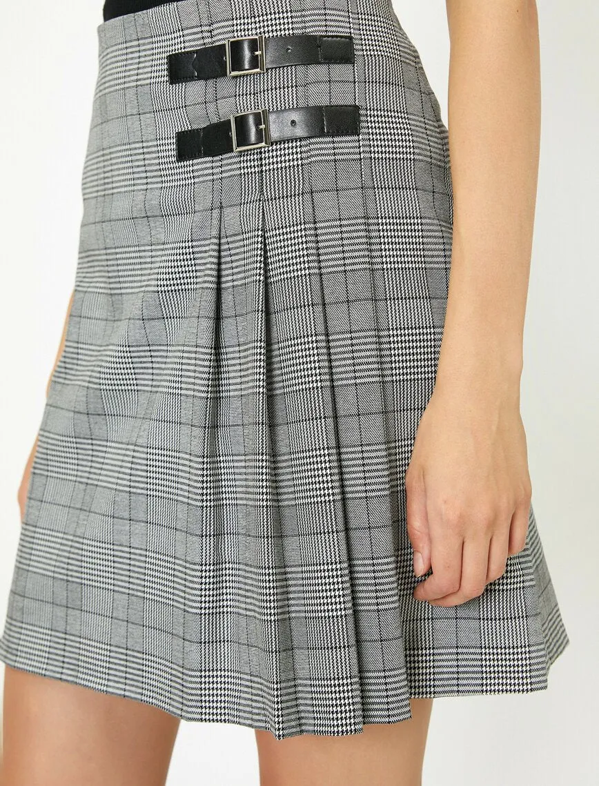 12103 Grey Pleated Mini Skirt