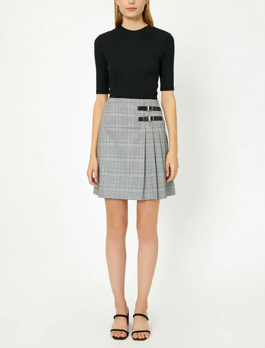 12103 Grey Pleated Mini Skirt