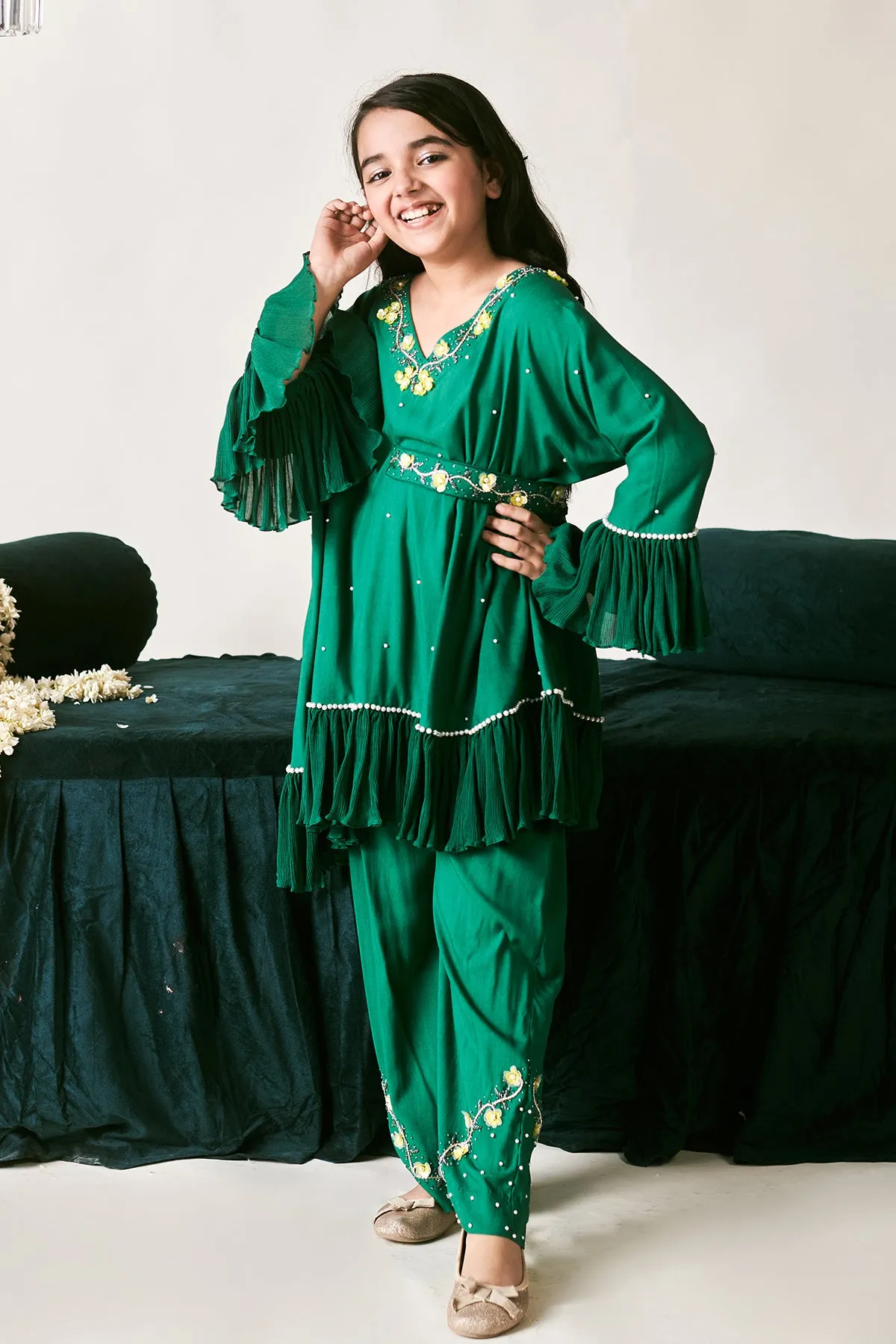 Aabida- Kaftan Set With Pants And Belt Set Of 2