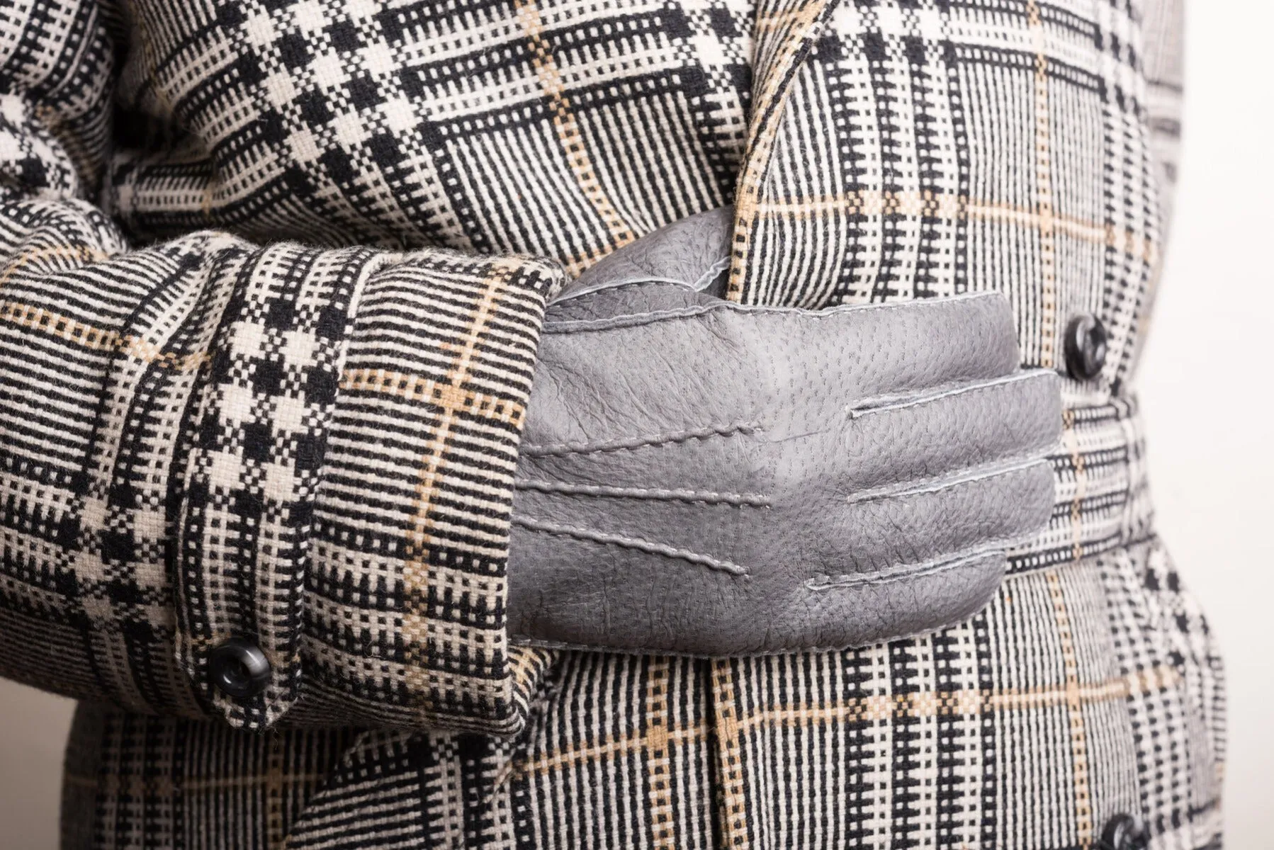 Gray Unlined Peccary Gloves