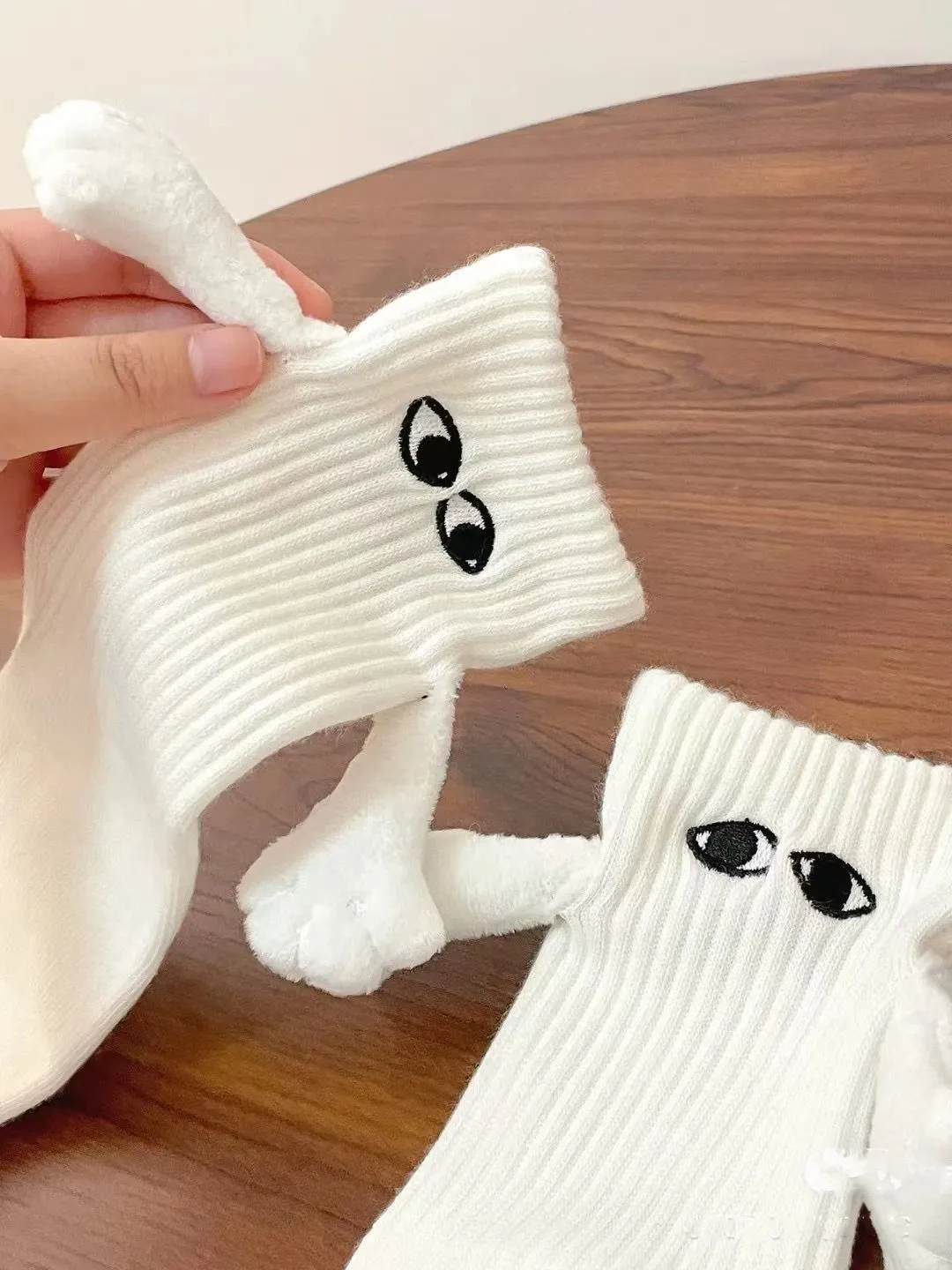 Hand In Hand Magnetic Holding Hands Socks