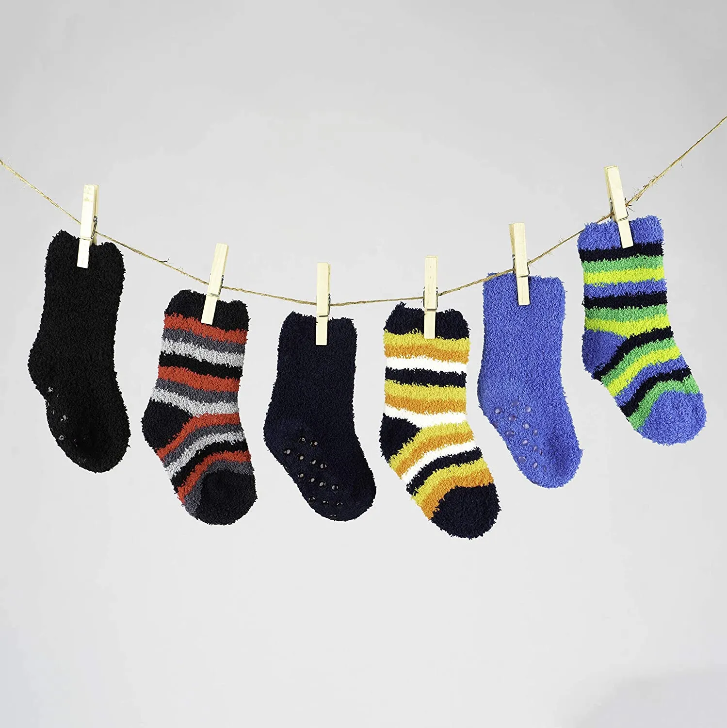 Hot Feet Solid Patterned Cozy Crew 6 pk Socks for Toddler Boys and Girls (Sizes 4 – 5.5)