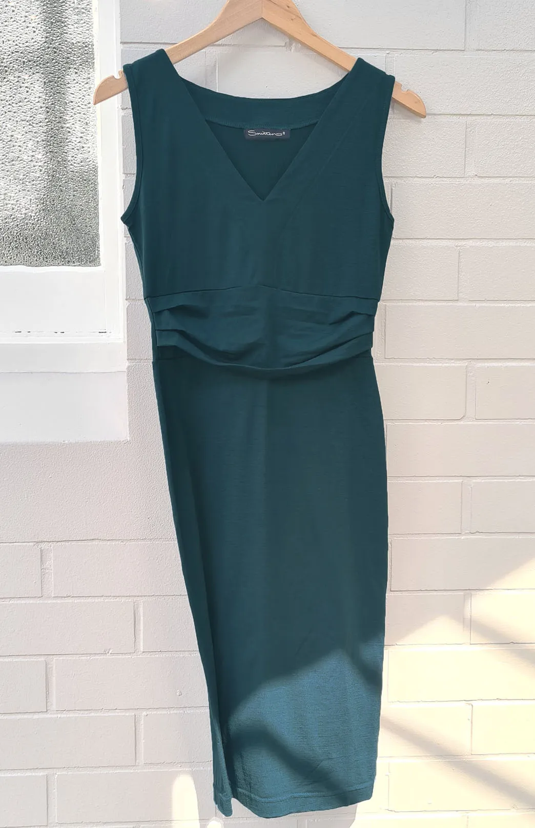 Sample: V-Neck Dress (size 8)