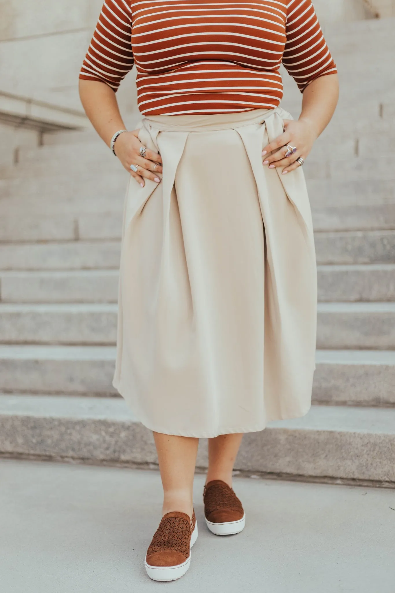 Shelby Skirt Taupe