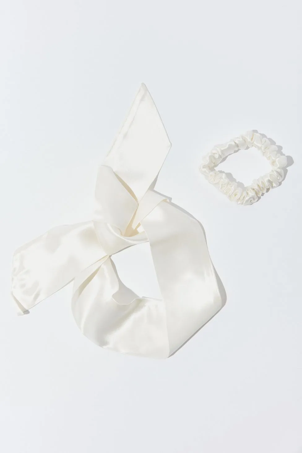 Slip Midi Scrunchies & Ribbon Set - White