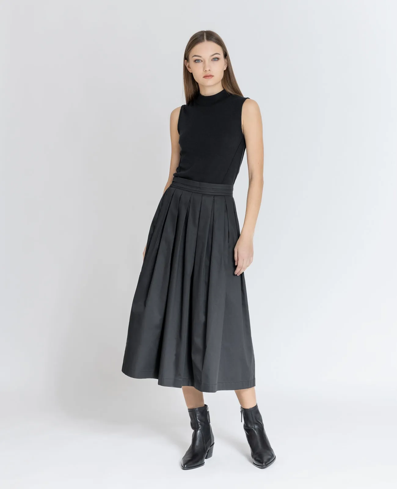 Supima Poplin Pleated Midi Skirt