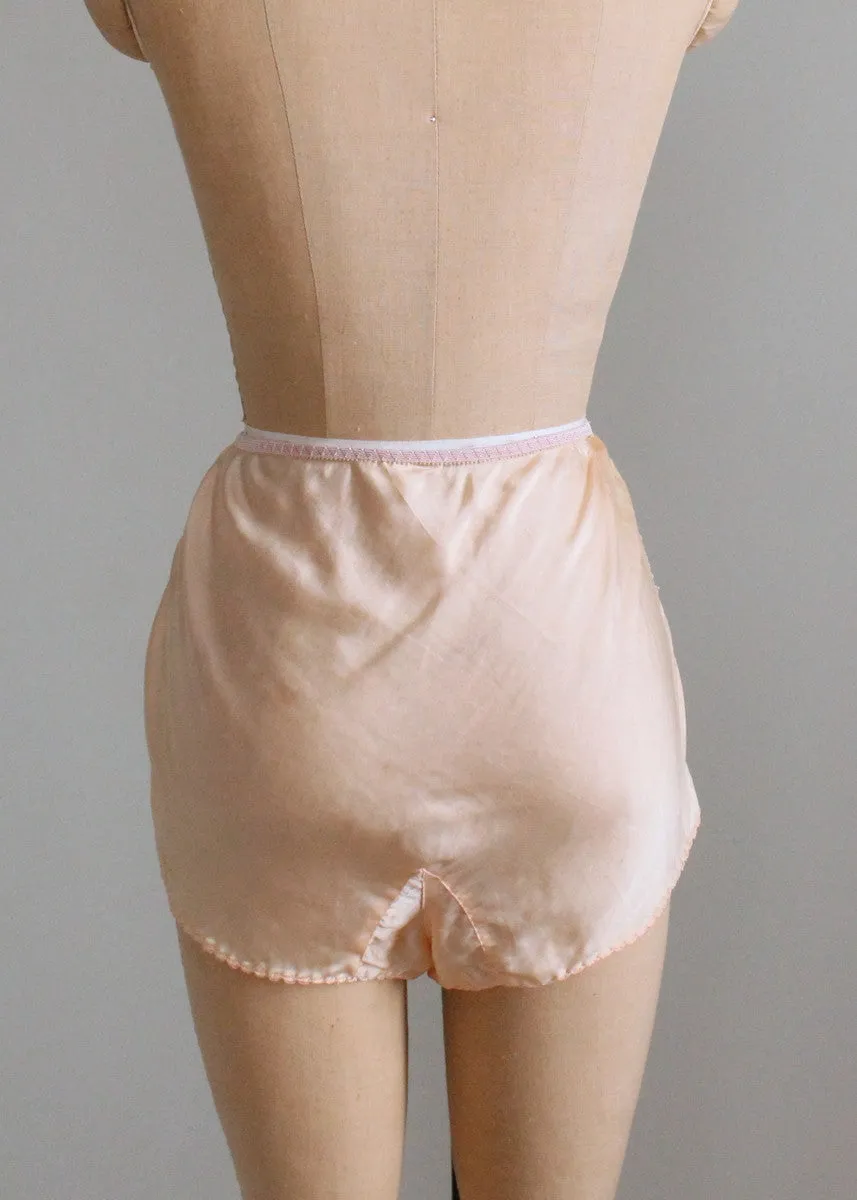 Vintage 1930s Peach Silk and Soutache Lace Panties