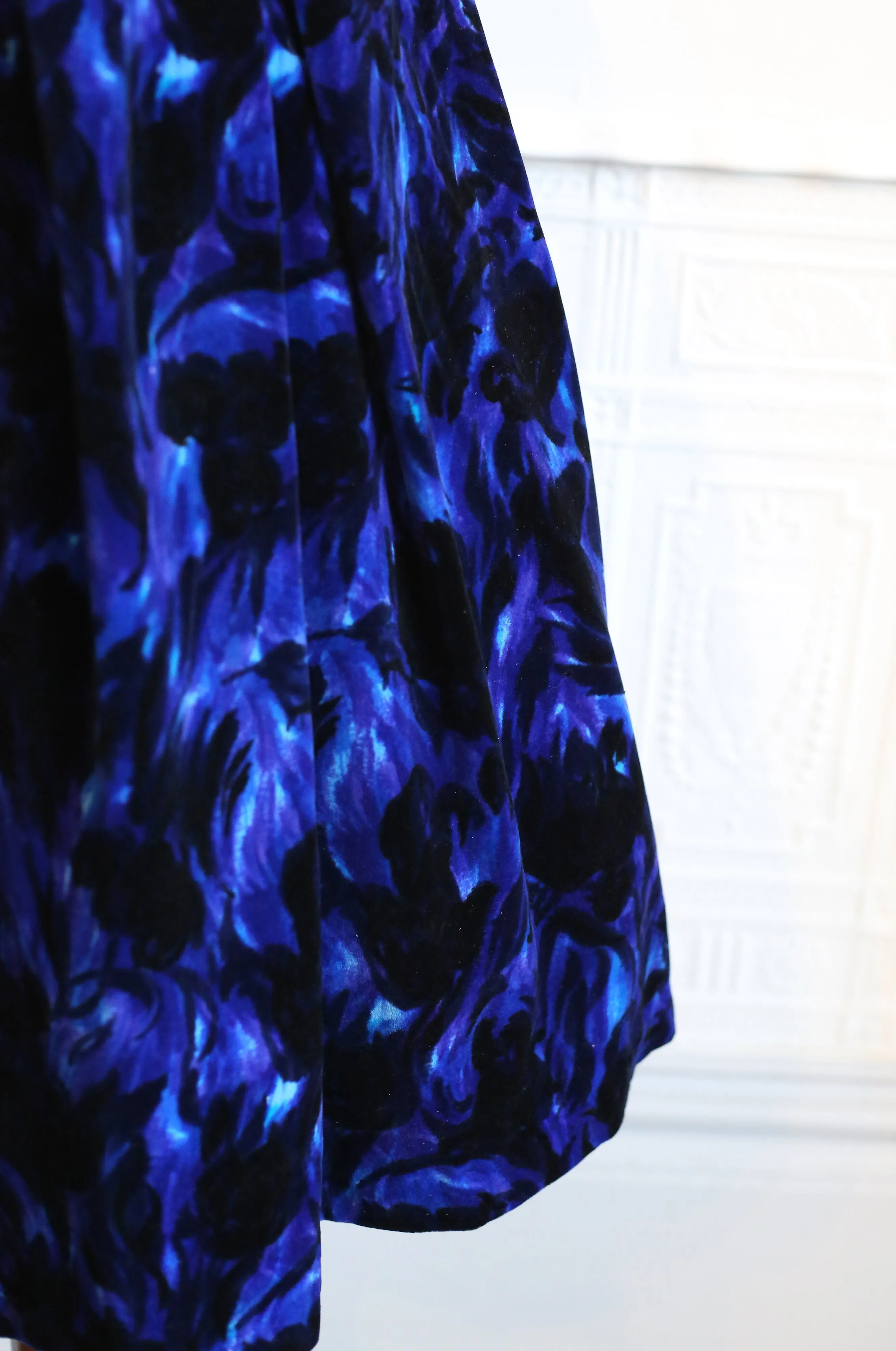 Vintage 1950s Blue Floral Velvet Skirt