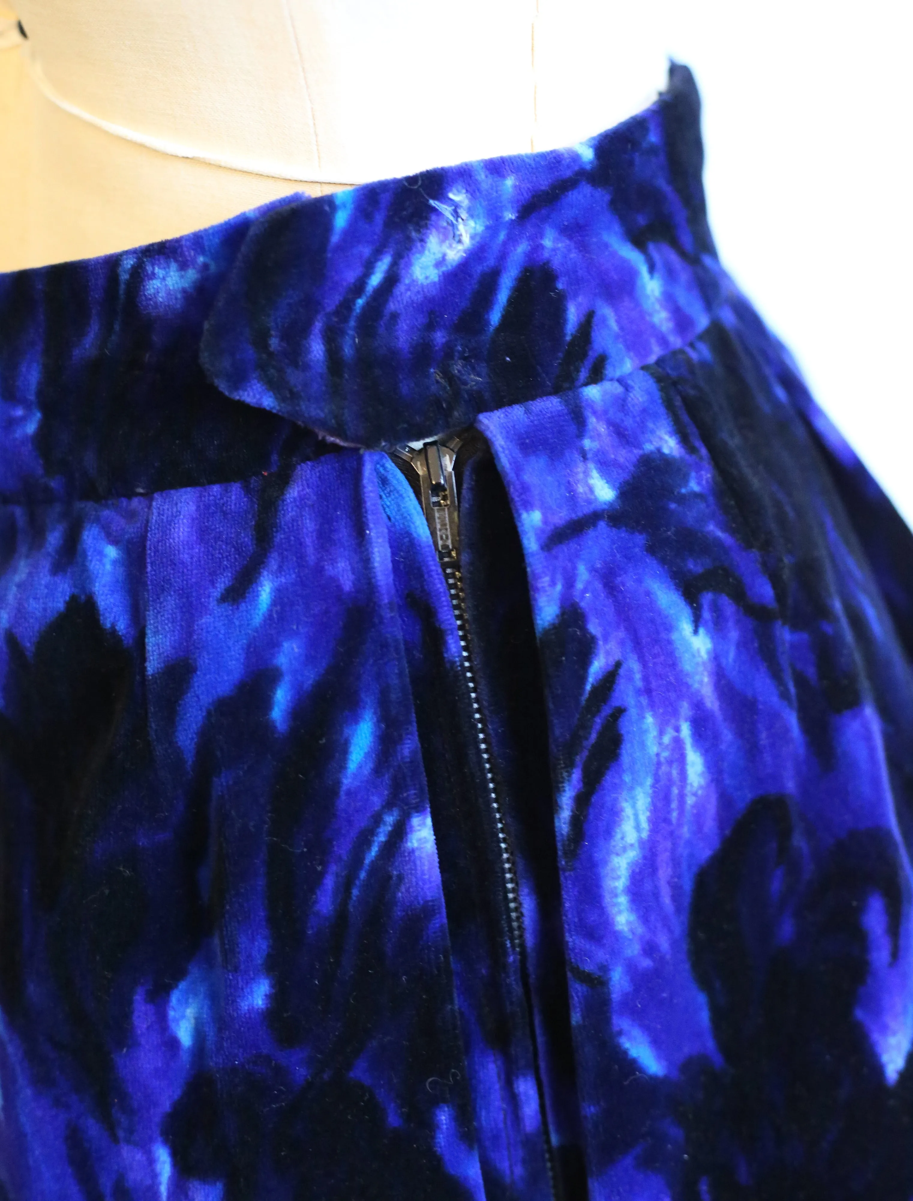 Vintage 1950s Blue Floral Velvet Skirt