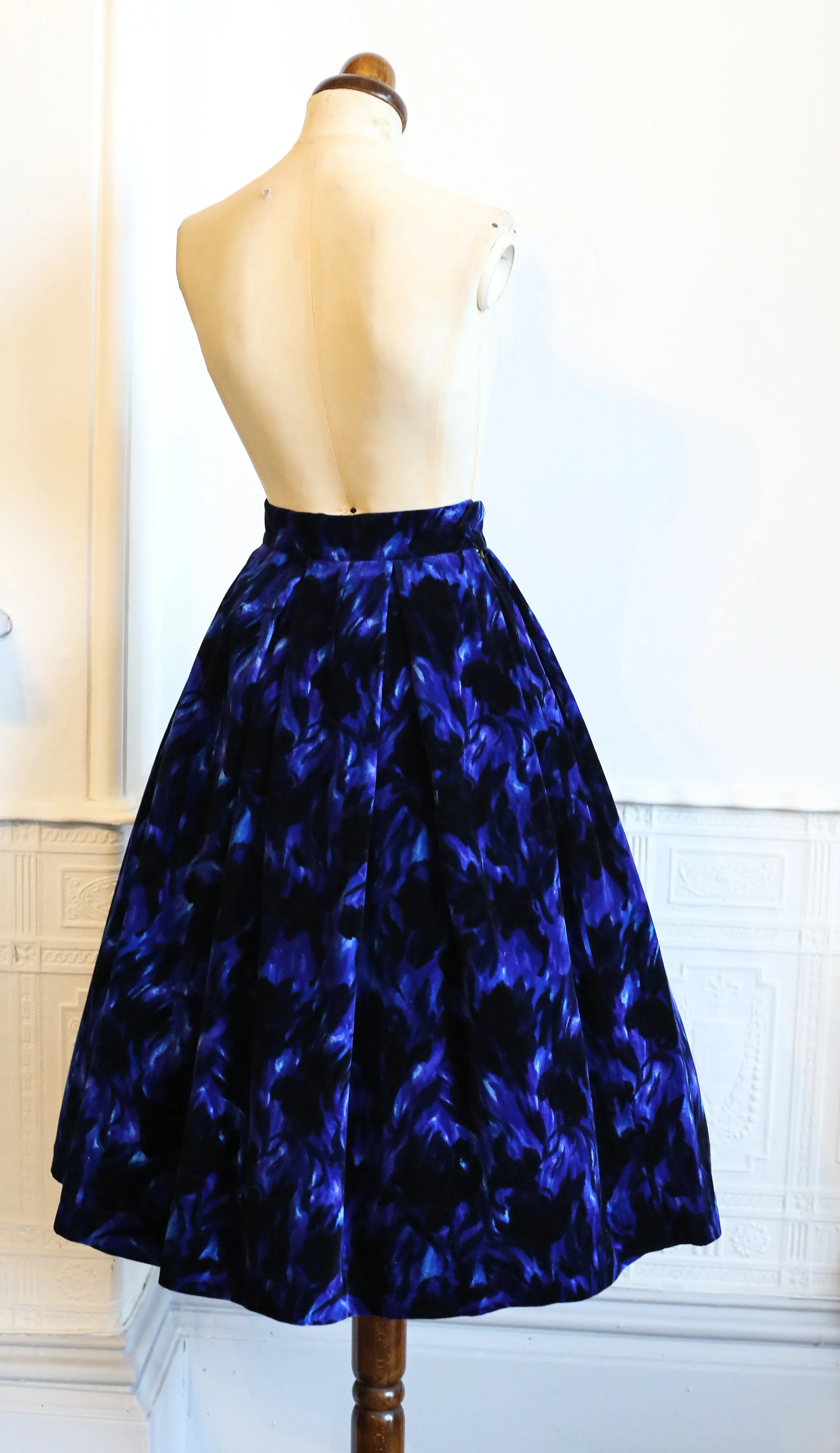 Vintage 1950s Blue Floral Velvet Skirt