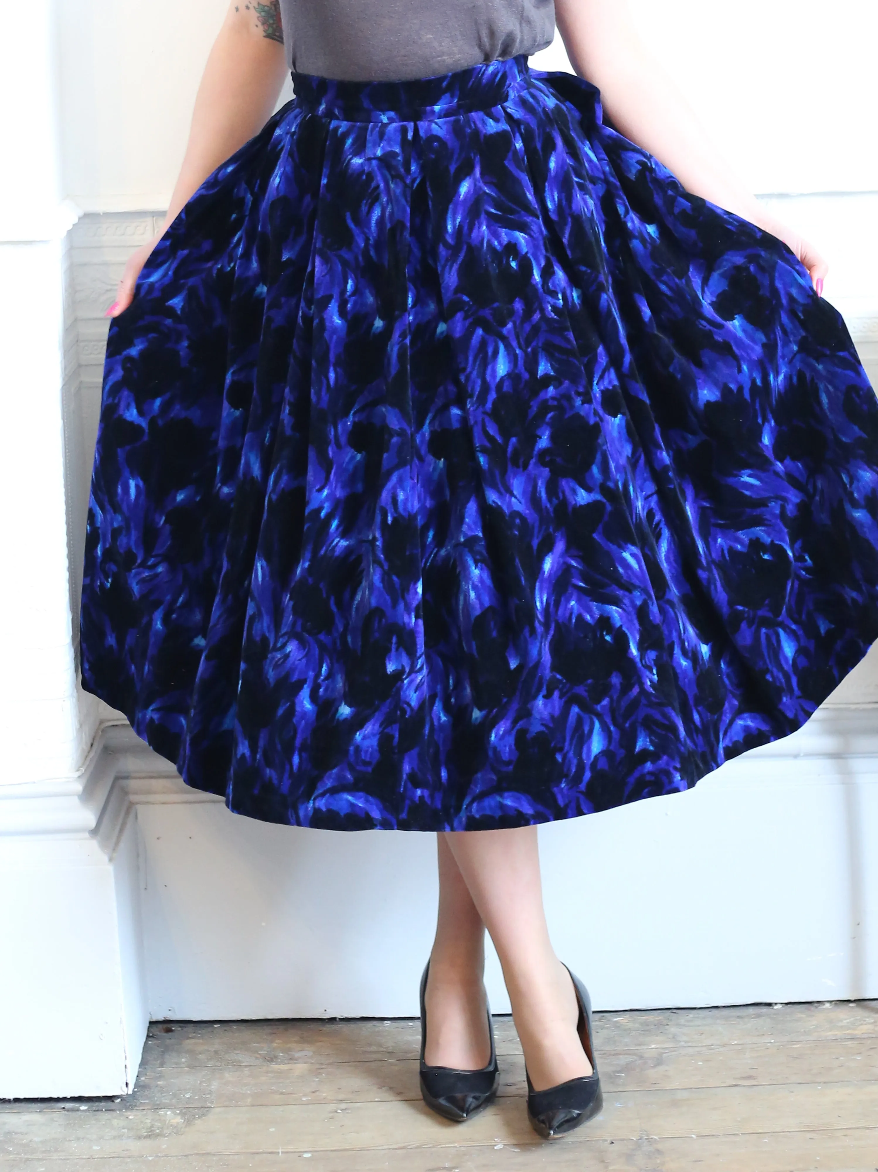 Vintage 1950s Blue Floral Velvet Skirt